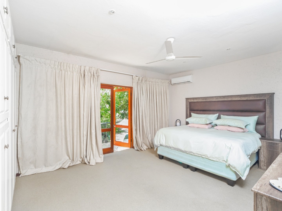 4 Bedroom Property for Sale in Caribbean Beach Club North West